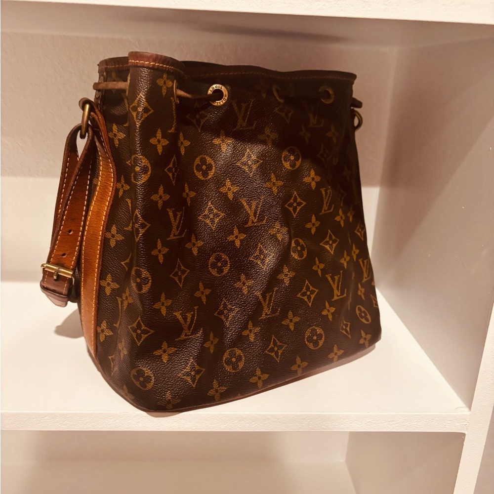 AUTHENTIC VINTAGE LOUIS VUITTON NOE BAG